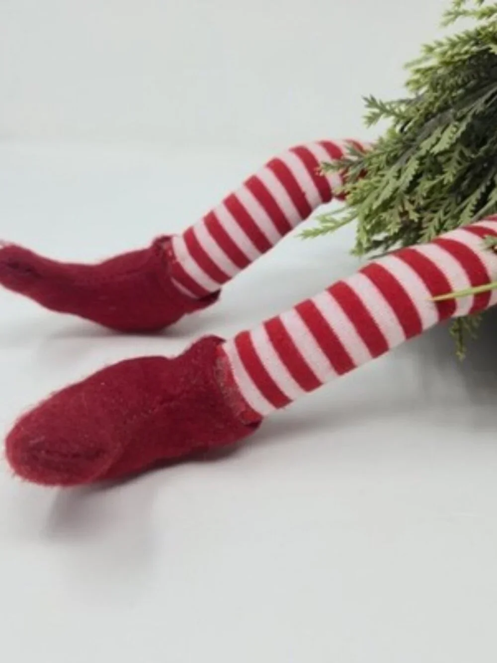 ​Ganz Christmas Gnome Shelf Sitter Red Striped Dangle Legs Pine Needle Beard